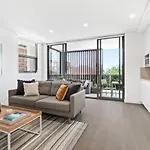 Azure Apartments By Urban Rest