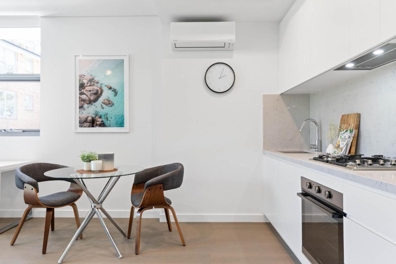 Apartment Azure By Urban Rest *